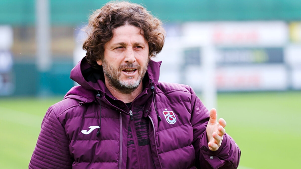 Rubin Kazan'ın teknik direktörlüğüne Spalletti'yi getirmesinin ardından Fatih Tekke'nin futbolculuk kariyeri farklı bir noktaya gitti. 66 yaşındaki çalıştırıcının ilk antrenmanında Tekke'nin kendisine "Mr.Spagetti" demesi, İtalyan çalıştırıcıyı çileden çıkarttı. "Spaletti,Teknik direktörüne karşı saygılı ol. Kimse adımla alay edemez" diyerek tecrübeli futbolcuyu antrenmandan dışarı attı. Ardından Spaletti, Rubin Kazan yönetimine sunduğu kadro raporunda Fatih Tekke'yi kadroda düşünmediğini belirtti. 