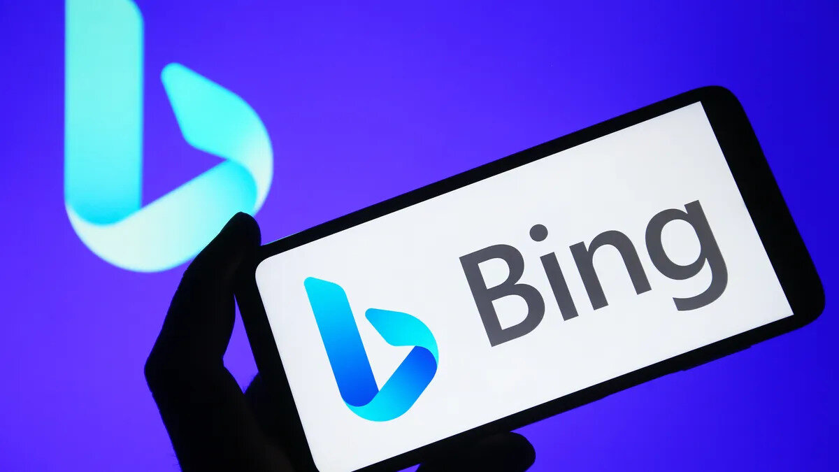  Bing<br><br>Microsoft’un geliştirdiği Bing, Haziran 2009’da piyasaya sürüldü. Windows işletim sistemine entegre edilmesiyle dünya genelinde geniş kullanıcı kitlesine ulaştı. Bing, yalnızca web aramaları değil, aynı zamanda haberler, görseller, videolar, alışveriş sonuçları ve yapay zekâ destekli yanıtlar sunuyor. Son dönemde ChatGPT tabanlı Copilot entegrasyonu ile öne çıkmaya başladı.<br>