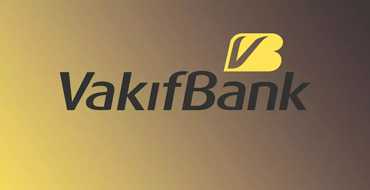 VAKIFBANK<br>Maaşını VakıfBank’a taşıyan SGK emeklilerine özel 27.000 TL'ye varan ödeme imkanı sunuluyor. Bankadan yapılan açıklamada "Maaşını VakıfBank'a taşıyacak SGK emeklilerimize, 12.000 TL'ye varan promosyona ek olarak; VakıfBank Troy Emekli Kredi Kartı ile yapacakları alışverişlerde toplamda aylık 1.500 TL'ye, 10 ayda 15.000 TL'ye varan nakit ödeme fırsatı." deniliyor.