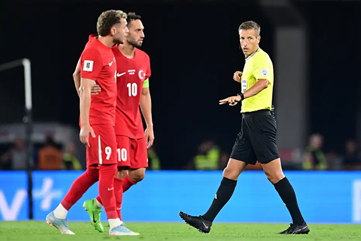 Galatsaray'daki geleceği belirsizliğini koruyan Barış Alper Yılmaz hakkında yeni detaylar ortaya çıktı.