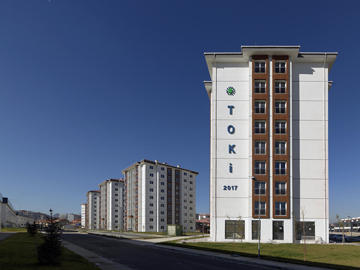 Denizli: Merkez ve ilçelerde toplam 2 bin 300 konut<br><br>Erzurum: Merkez ve çeşitli ilçelerde 1.349 konut<br><br>Eskişehir: Merkez ve ilçelerde 2 bin 394 konut<br><br>Kayseri: Merkez ve ilçelerde 2 bin 711 konut<br><br>Kocaeli: Dilovası’nda 1.150 konut<br><br>Konya: Merkez ve ilçelerde toplam 5 bin 300 konut<br>