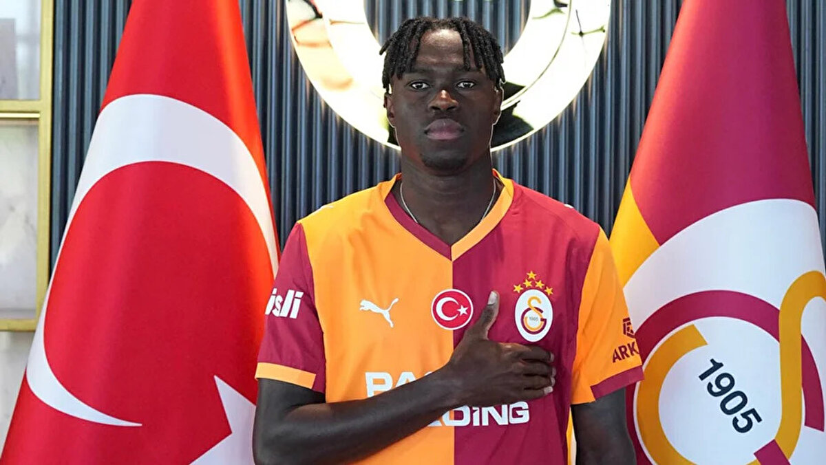 Galatasaray'ın Fildişi Sahilli futbolcunun sözleşmesine 60 milyon euroluk serbest kalma bedeli koydurduğu iddia edildi..