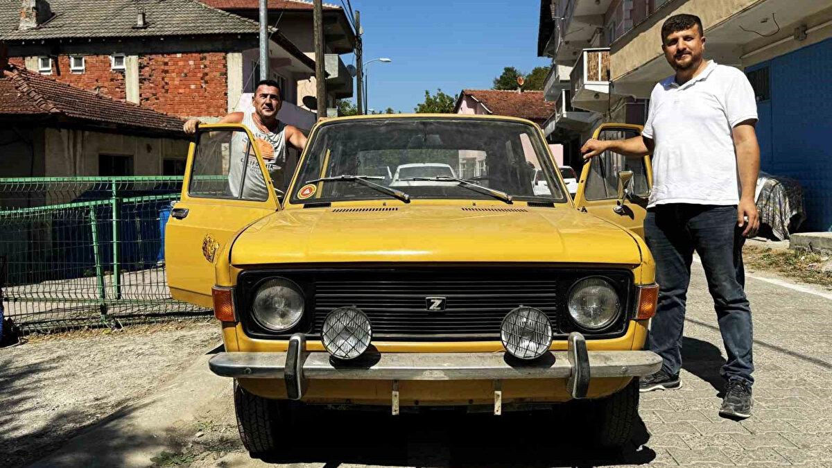 Aracın yeni sahibi Muhammet Kaya ise, 4 yıldır aracı almak için girişimlerde bulunduğunu ve 15 bin avro bedelle aracı satın aldığını kaydetti.