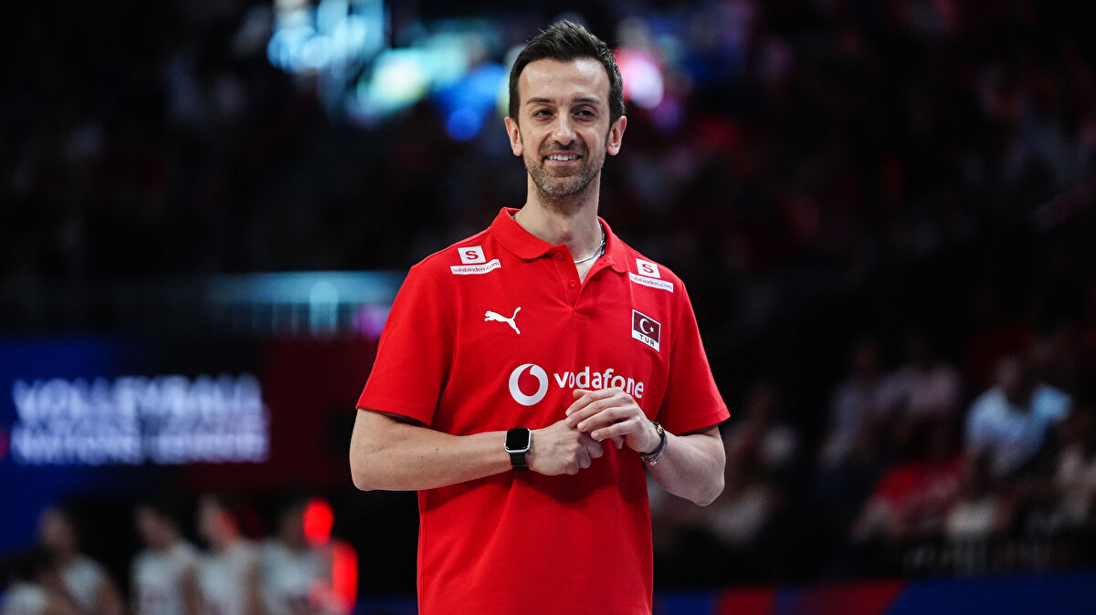 Şu an İtalya Kadın Milli Takımı’nın en önemli isimlerinden biri olan De Gennaro, aynı zamanda Türkiye Kadın Milli Takımı’nın başantrenörü Daniele Santarelli’nin eşi.