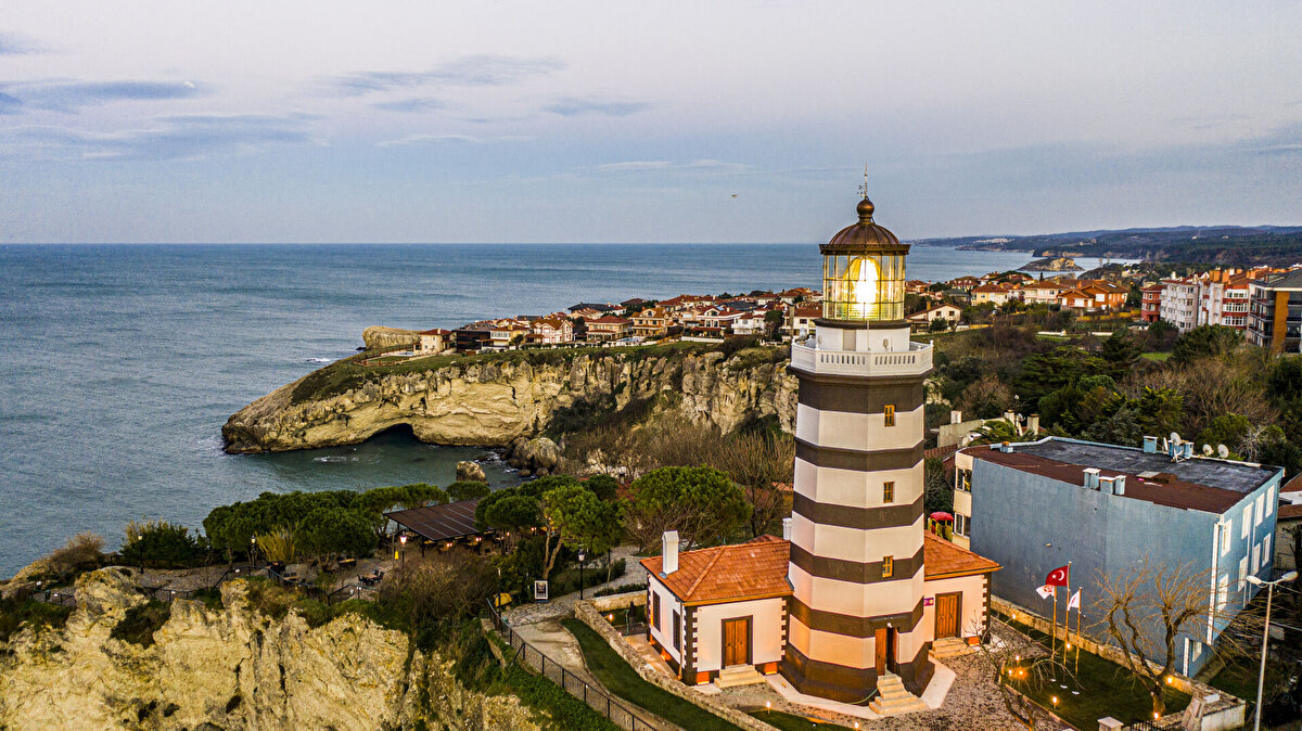 <br>İSTANBUL, ŞİLE<br>08.09.2025 09:30 - 13:30<br>Kesinti Nedeni: ŞEBEKE İYİLEŞTİRME ÇALIŞMALARI<br>Etkilenen Cadde Sokak AÇELYA, KUMBABA, YONCA, PELİN, SAZAN, CANSU, TURAN AZİZ BELER, ERECAN DERESİ, KOCAKORU<br><br>08.09.2025 10:00 - 18:00<br>Kesinti Nedeni: ŞEBEKE İYİLEŞTİRME ÇALIŞMALARI<br>Etkilenen Cadde Sokak HAMZA, AYSEL, BOZGOCA, TÜMAY<br>