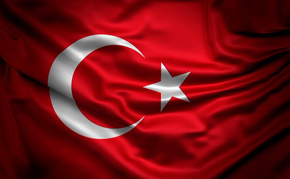 Göztepe:<br><br>🇹🇷 Şehrimizdeki polis karakoluna gerçekleştirilen hain saldırıda şehit düşen kahraman polislerimize Allah’tan rahmet, yakınlarına ve milletimize başsağlığı; yaralanan polislerimize acil şifalar diliyoruz.