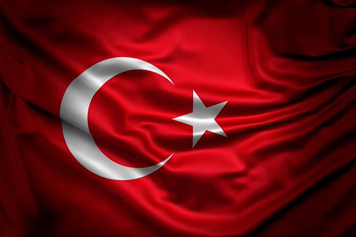 Corendon Alanyaspor:<br><br><br>İzmir’in Balçova ilçesinde polis merkezine yapılan hain saldırıda şehit düşen polislerimize Allah’tan rahmet, yaralılarımıza acil şifalar; ailelerine ve milletimize baş sağlığı dileriz.<br>