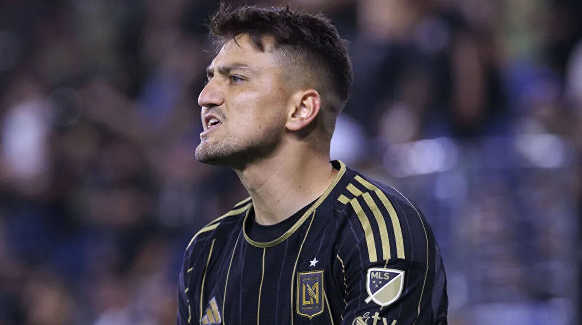 Geçtiğimiz sezonun ilk yarısında Fenerbahçe forması giyen Cengiz, devre arasında Los Angeles FC’ye kiralanmıştı.