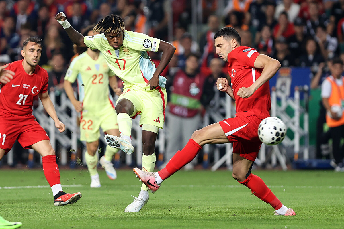 İlk maçta Gürcistan'ı mağlup eden Türkiye, İspanya karşısında aldığı mağlubiyetle birlikte 3 puanda kaldı. Karşılaşma sonrası gözler A Milli Takım'ın kalan diğer maçlarına çevrildi. 