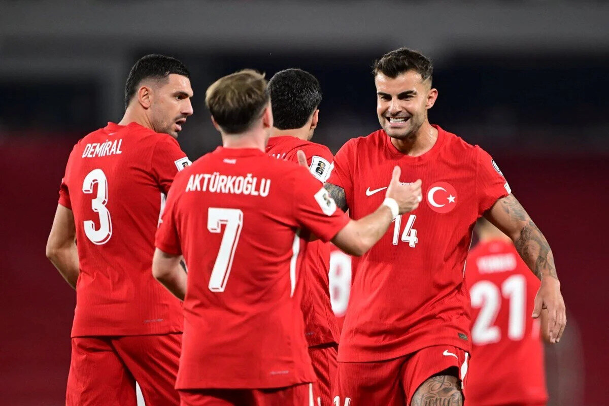 Bu maçlardan 3 gün sonra 15 Ekim'de Türkiye evinde Gürcistan'ı konuk edecek. İspanya ise evinde Bulgaristan'ı ağırlayacak.<br><br>Bu maçlardan 1 ay sonra Türkiye 15 Kasım'da Bulgaristan'ı ağırlayacak. İspanya ise deplasmanda Gürcistan'a konuk olacak.  