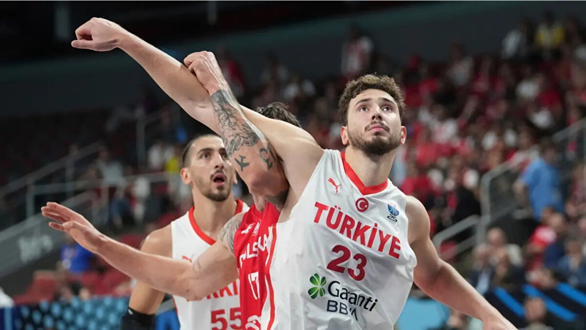 A Milli Erkek Basketbol Takımı, 2025 Avrupa Basketbol Şampiyonası (EuroBasket 2025) çeyrek final maçında karşı karşıya geldiği Polonya’yı 91-77’lik skorla yenerek yarı finale yükseldi. 