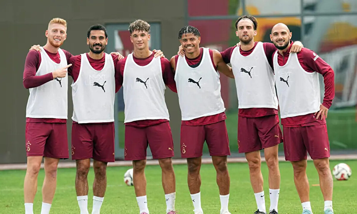 Haberde İlkay Gündoğan'ın Okan Buruk ile görüşme yaptığı ve Eyüpspor maçında formaya talip olduğu öğrenildi.<br><br>