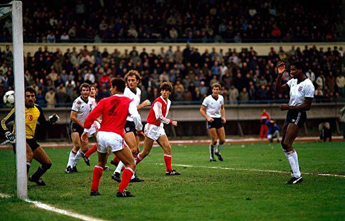 Türkiye 0-8 İngiltere: 14 Kasım 1984