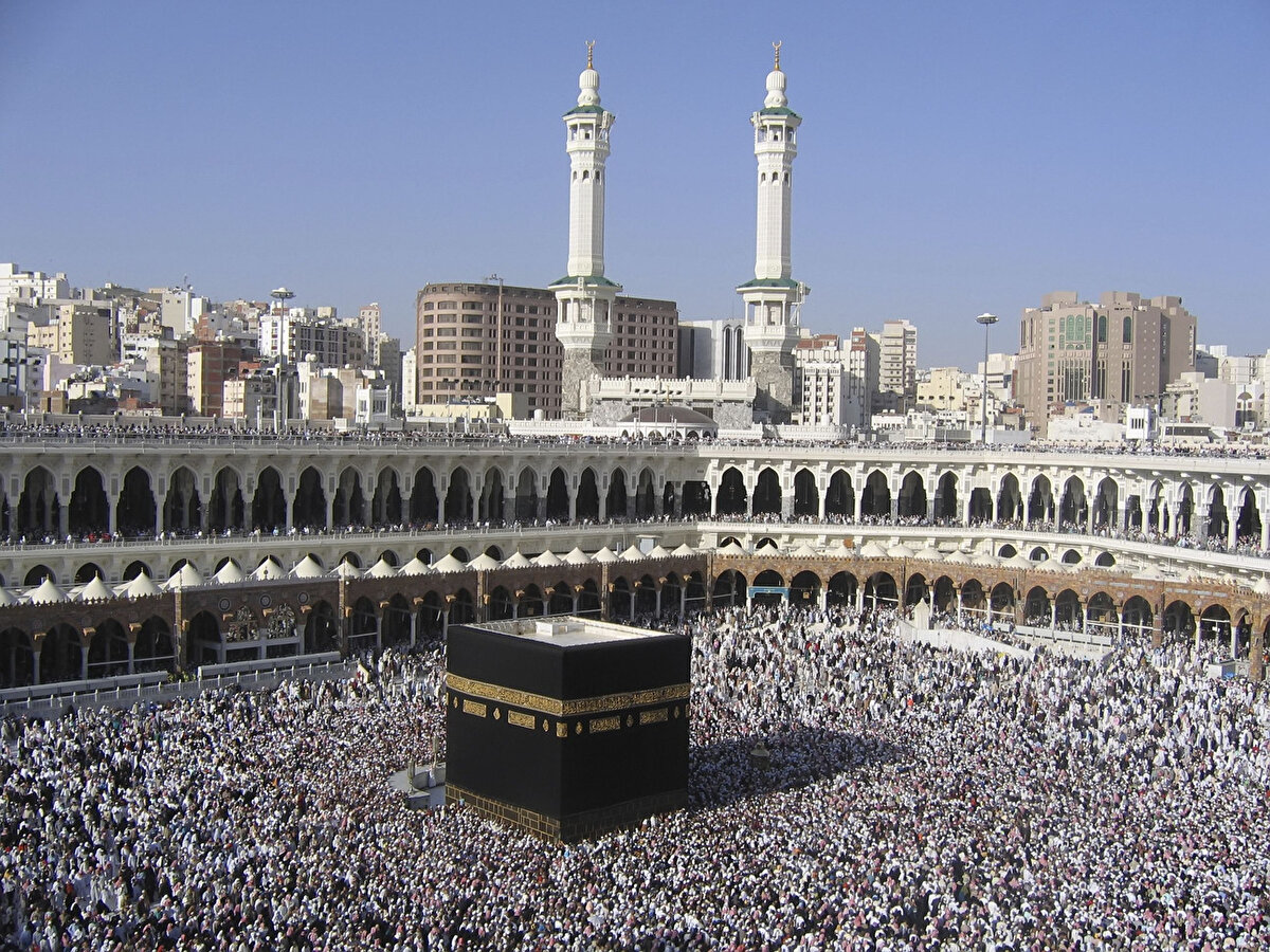 Geçen sene ön kayıt işlemleri 5 Ağustos – 16 Eylül tarihleri arasında alınmış, kura çekimi ise 31<br>Ekim 2024 Perşembe günü yapılmıştı.<br>