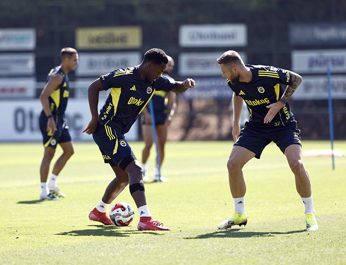 Bu doğrultuda 3 futbolcuyla ilgili sıcak bir gelişme yaşandı.<br>