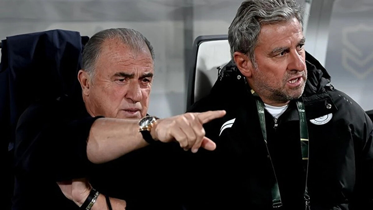 Çekya basınından iSport'un haberine göre; teknik direktör Ivan Hasek ile yollarını ayırmayı planlayan Çekya Futbol Federasyonu, milli takım için hoca adaylarını belirledi. 