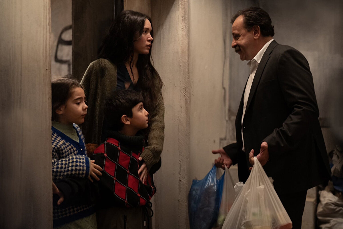 STAR TV YAYIN AKIŞI<br>07:00 - İstanbullu Gelin<br><br>09:30 – Songül ve Uğur ile Sana Değer<br><br>13:30 - Nur Viral ile Sen İstersen<br><br>17:15 – En Güzel Bölüm<br><br>17:30 - Söz<br><br>19:00 – Star Haber<br><br>20:00 – Sahipsizler Yeni Bölüm<br><br>01:00 - Baba Ocağı