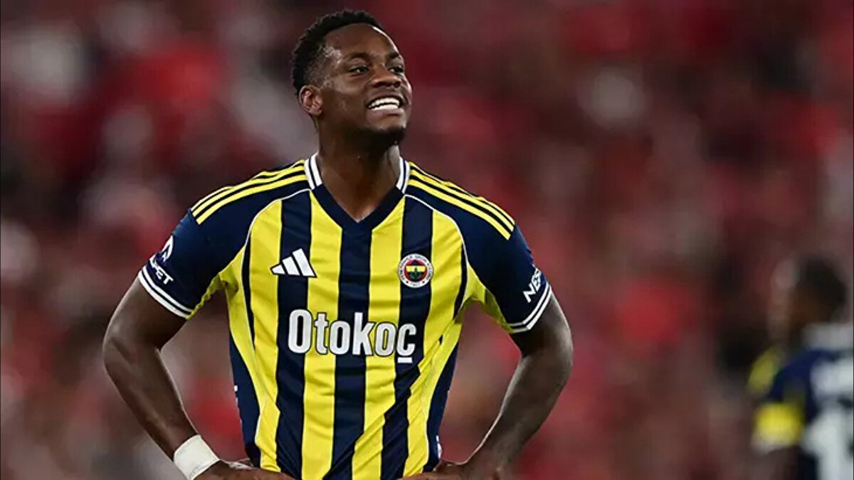 Alman futbol takip ve analiz sitesi Transfermarkt'e göre, 35 milyon Euro değere sahip olan forvet oyuncusu, 6 Temmuz'da kiralanmıştı.<br><br>Sarı-Lacivertlilerle bu sezon çıktığı 6 maçta bir gol atarken, bir asist yaptı.