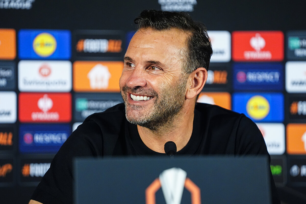 Teknik direktör Okan Buruk'un istekleri ve kararları sonrası yönetim, kadroda düşünülmeyen oyuncular için de harekete geçmeye başladı. 