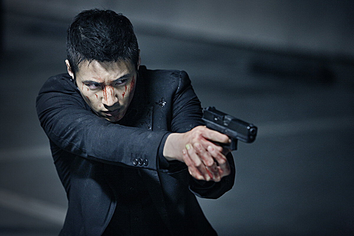 Orijinal İsmi: A-jeo-ssi<br>Süre: 119 dakika<br>Tür: Aksiyon, Gerilim, Suç<br>Oyuncular: Bin Won, Jo Seok-hyeon, Song Young-chang, Lee Jae-won, Thanayong Wongtrakul, Hwang Min-Ho<br>Yönetmen: Jeong-beom Lee<br>Senarist: Jeong-beom Lee<br>Yapım: 2010 - Güney Kore