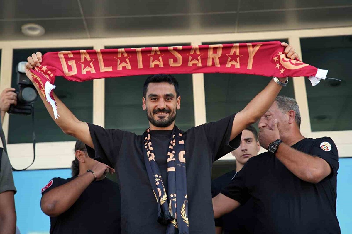 Şampiyonlar Ligi'nde mücadele edecek olan Cimbom yaz transfer döneminde dikkat isimleri de kadrosuna katmayı başardı.
