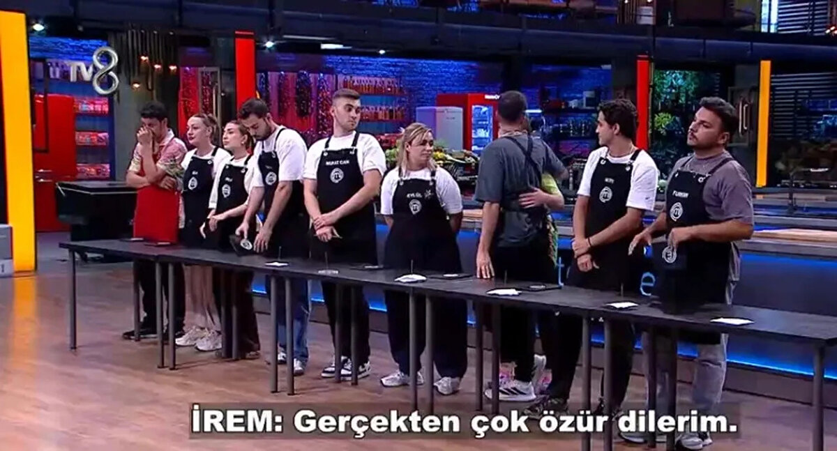 MasterChef 3. ve 4. eleme adayları kim oldu?<br><br>Bireysel dokunulmazlığın ardından yapılan oylamada Onur ve İlhan eleme potasına gönderildi. Böylece haftanın üçüncü ve dördüncü eleme adayları da kesinleşmiş oldu.