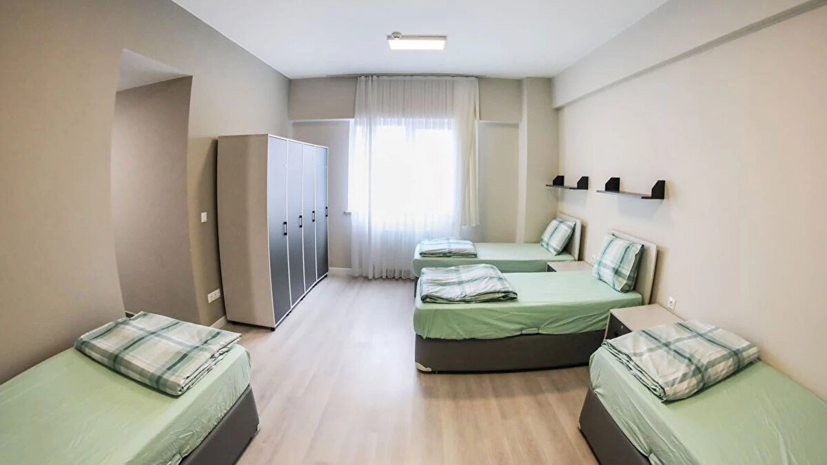 Başvurularını tamamlayan öğrenciler, sonuçların açıklanacağı tarihi öğrenmek için “İBB yurt sonuçları açıklandı mı, ne zaman açıklanacak?” sorusuna yanıt arıyor.<br>