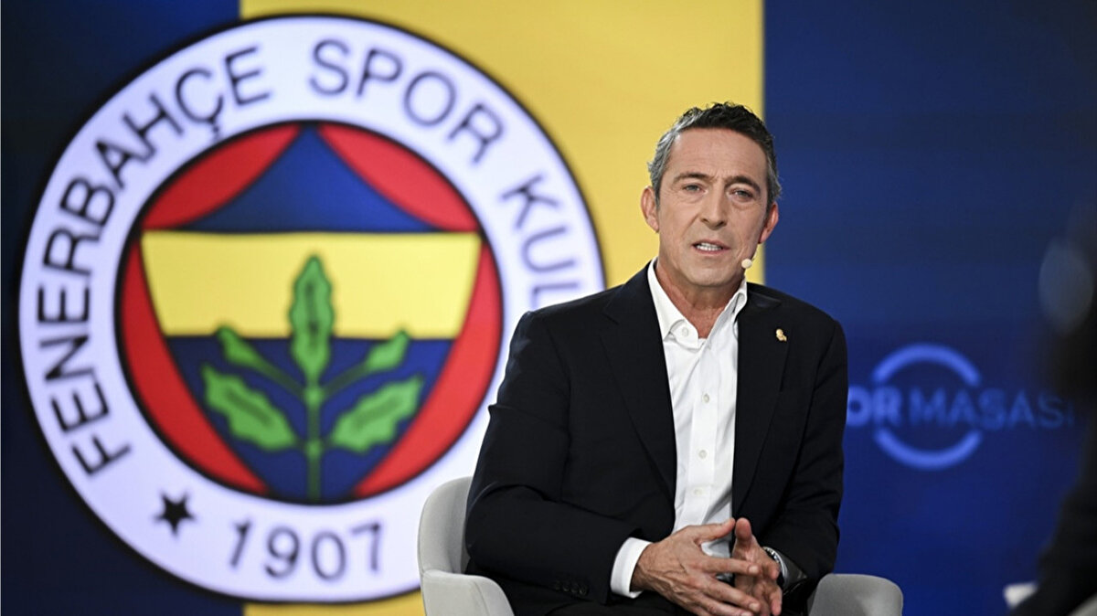 "YUSUF SAYESİNDE..."<br><br>"Hakan Safi'ye teşekkür ediyoruz. Yusuf'a da teşekkür ediyoruz. 16+2'yi reddetmiştik biz. Bu fiyatlara transfer olmasında emeği geçen menajerine, eski yöneticimiz Selahattin Bey'e de teşekkür ediyoruz. Bu operasyon sayesinde diğer transferleri limitlere sığdırdık.