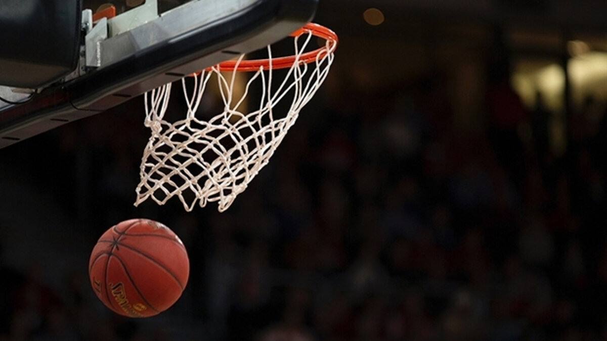 EuroBasket 2025 Yarı Final Maçları | Türkiye Sahada<br><br>Basketbol severler için günün en önemli karşılaşmaları EuroBasket 2025 yarı finalinde oynanacak.<br><br>17.00 Almanya – Finlandiya (TRT Spor Yıldız)<br><br>21.00 Türkiye – Yunanistan (TRT 1)