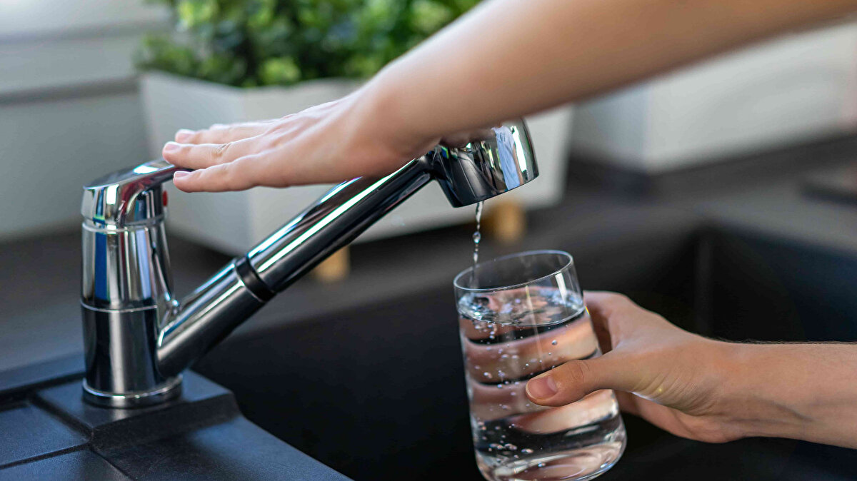 14 Eylül 08.00 - 15 Eylül 08.00 arası<br><br>    Kumbahçe<br>    Yokuşbaşı<br>    Umurca'nın üst kotları Çırkan<br>    Bitez sahil bölgesi<br>    Müskebi köy içi<br>    Turgutreis Turgut Özal Bulvarı<br>    Küçükbük üst kotlar<br>    Koyunbaba(muhtarlık bölgesi)<br>    Peksimet-Kadıkalesi sahil bölgesi<br>    Turgutreis eski otogar üstü