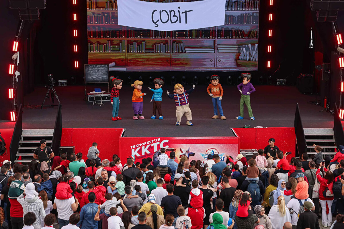 Teknofest İstanbul 2025 nerede yapılacak?<br><br>2025 yılındaki TEKNOFEST İstanbul etkinlikleri Atatürk Havalimanı’nda gerçekleştirilecek. Daha önceki yıllarda olduğu gibi festival alanı, katılımcılara geniş bir teknoloji ve inovasyon deneyimi sunacak.