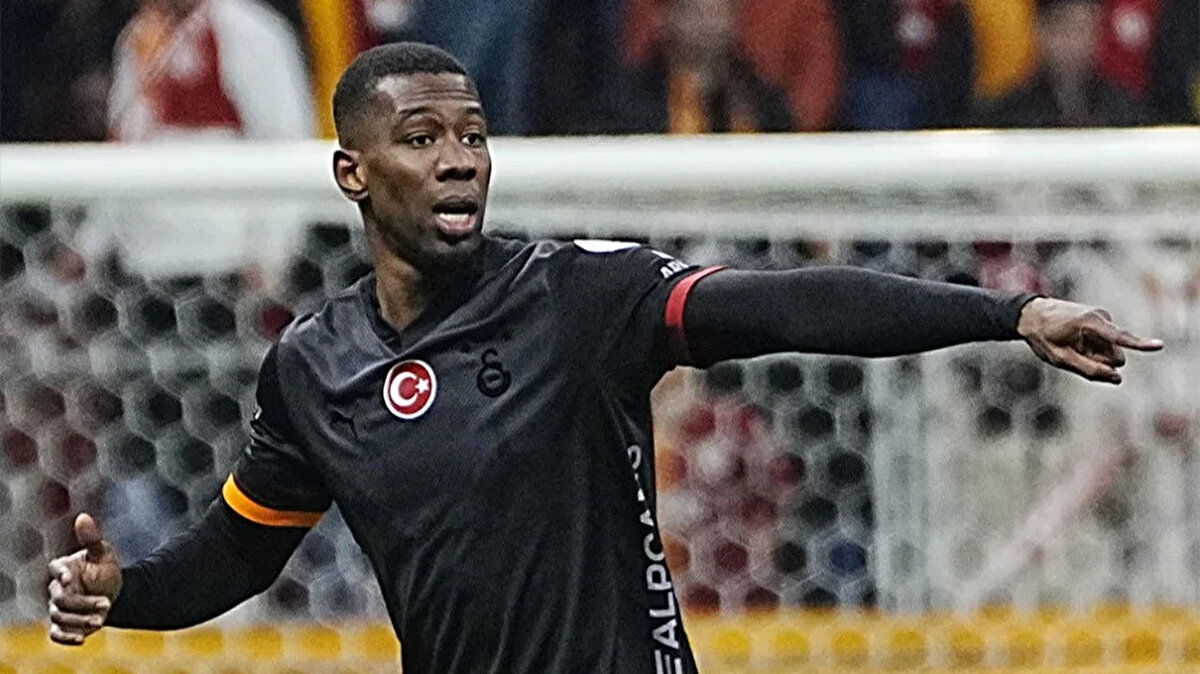 Galatasaray'ın ara transfer döneminnde büyük umutlarla kadrosuna kattığı Carlos Cuesta 'yı sezon başında Vasco da Gama'ya göndermişti.