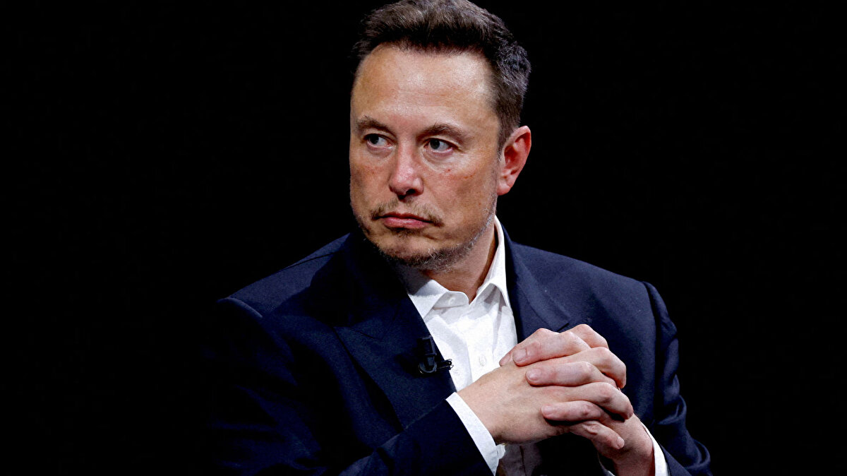 Söz konusu alımın toplam değeri yaklaşık 1 milyar doları buldu.<br><br>Musk'ın hisse alımı sonrası Tesla'nın hisseleri bugün yüzde 6'nın üzerinde değer kazandı.