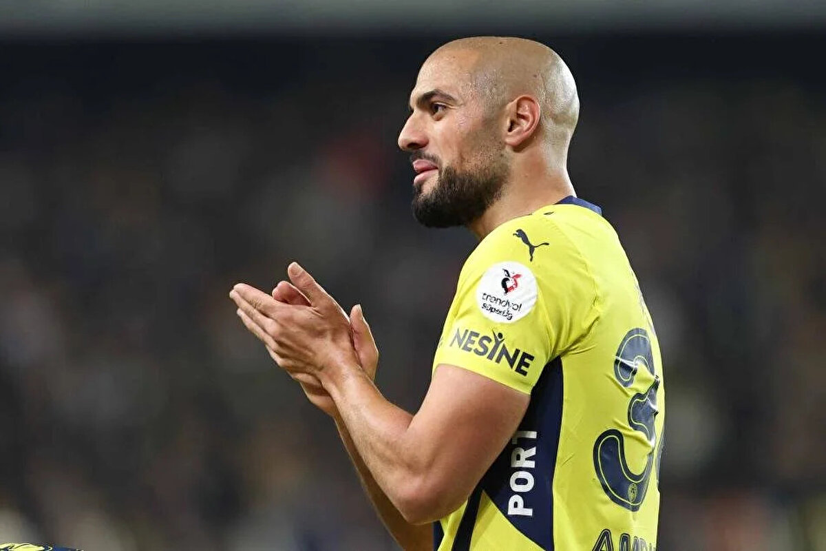 Ayrılık Sebebi: Şampiyonlar Ligi<br>Amrabat, ayrılığın perde arkasını şöyle açıkladı: “Fenerbahçe’nin Şampiyonlar Ligi’nden elenmesinin ardından değişiklik istedim. Başka teklifler vardı ama Betis’i duyunca hiç düşünmeden burayı seçtim.”