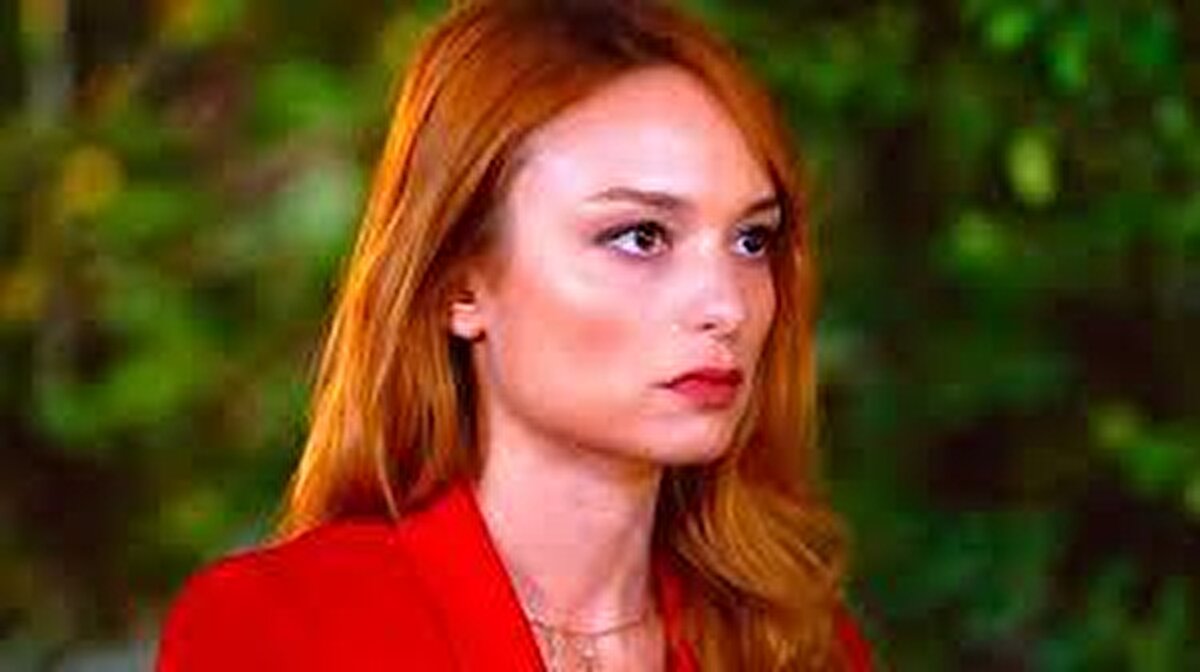 'Şöyle oldu, ben hiçbir zaman bu kadar büyük bir acı yaşamadım. Çok büyük acılar yaşadım ama ilk defa bu kadar büyüğünü yaşıyorum ve maalesef gördüm ki insan, bazı acıların içinde kaybolabiliyor. Dürtüsel davranıyor."