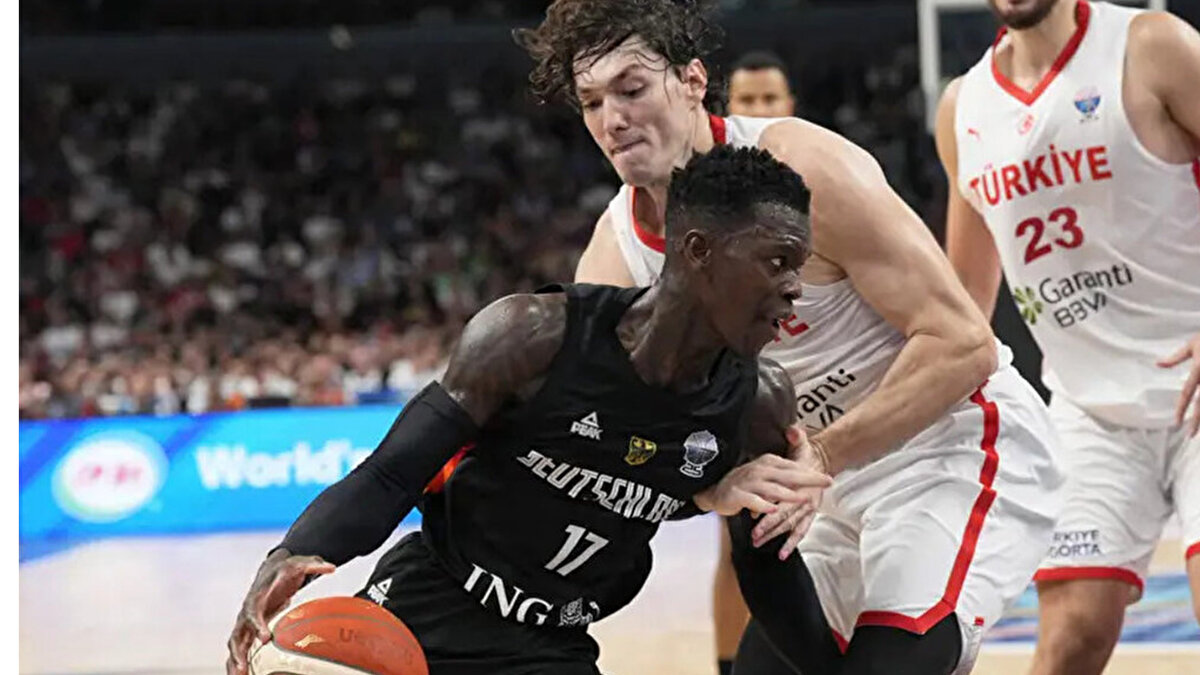 Bild’de maça ilişkin yer alan haberde ise, “Almanya, finalde güçlü Türkleri 88-83 yenerek, Avrupa Şampiyonluğu'nu ikinci kez kazandı.” denildi.<br><br>