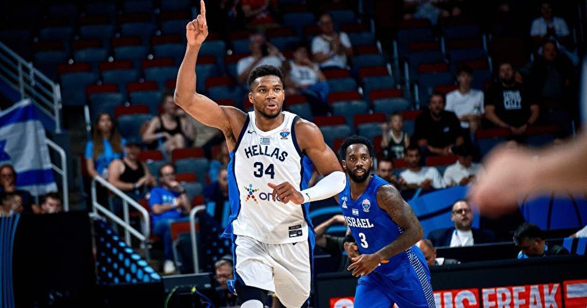 Milwaukee Bucks'ta oynayan Yunan oyuncu, canlı yayın sırasında Türk bayrağı için küstah bir söylemde bulundu.