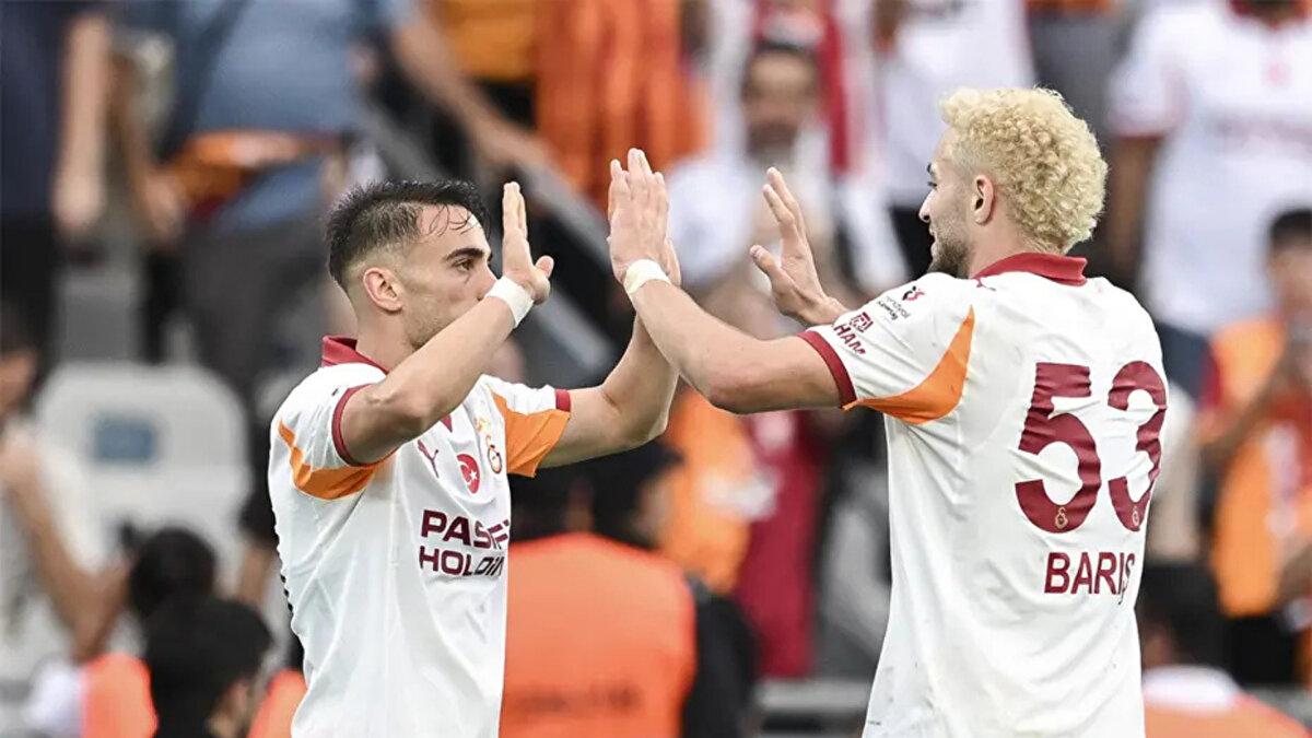 NEOM'dan aldığı teklif sonrası ayrılığı gündeme gelen ancak Galatasaray'da kalan Barış Alper Yılmaz'da yeni gelişme yaşanıyor.<br><br>