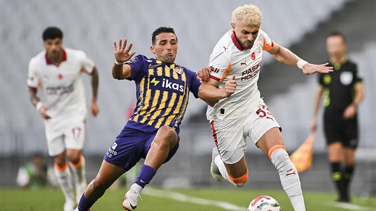 Milli futbolcu, yaz transfer döneminde Bologna ve NEOM'dan resmi teklif almıştı fakat Galatasaray Barış Alper'i satmamıştı.<br><br>