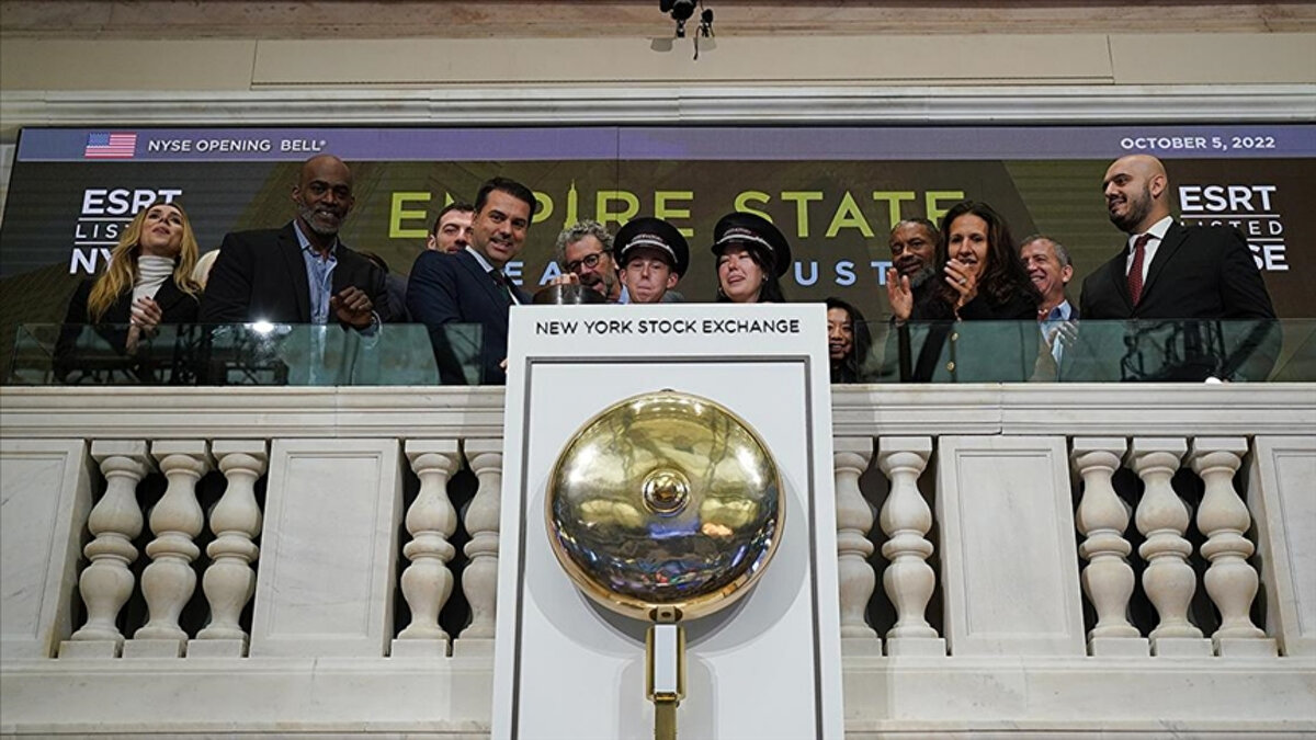 Makroekonomik veriler de yatırımcılar tarafından yakından takip edilirken, bugün açıklanan veriler ülkede perakende satışların ağustosta beklentilerin üzerinde artış kaydettiğini gösterdi. 