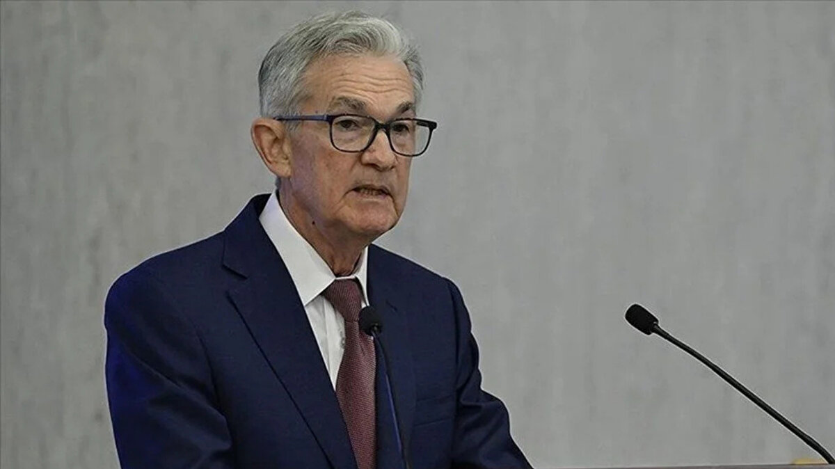 BAŞKAN POWELL'IN AÇIKLAMALARI PİYASALAR İÇİN KRİTİK<br><br>Piyasalar sadece FED faiz kararını değil, FED'in bundan sonraki ekonomi politikasının da açıklanacağı kritik toplantı öncesinde tetikte