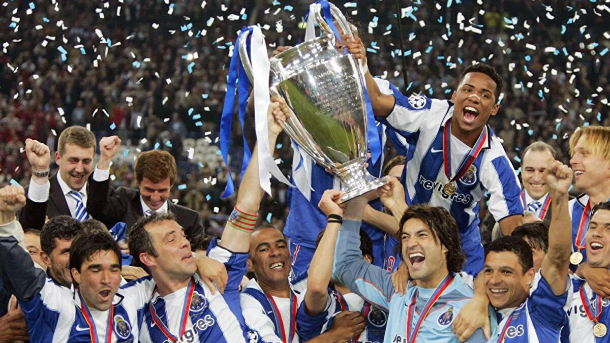 2003-04:	FC Porto