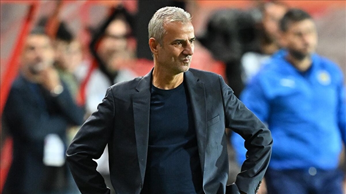 Jose Mourinho ile yolların ayrılmasının ardından Fenerbahçe Başkanı Ali Koç'un teknik direktör listesinde adı yer aldığı belirtilen İsmail Kartal'dan dikkat çeken karar geldi.