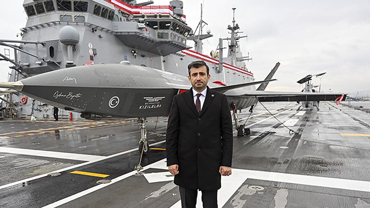 Selçuk Bayraktar, Çelik Kubbe hakkında, "Hava savunma dünyanın en zor teknolojilerinden biri. Saldırmak kolay ancak savunmak çok zor. Hava savunma sistemleri açısından ülkemiz her kademeyi geliştirdi. Katmanlı bir şekilde oluyor hava savunma. Bunların her kademesini ASELSAN geliştirdi. Ancak tüm ülkemizi kapsayacak bir hava savunma sistemi henüz geliştirilmedi." dedi.