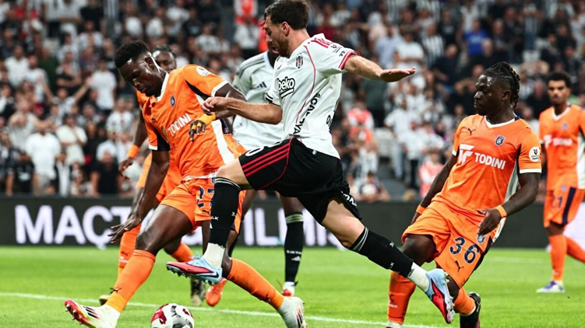 Müsabaka hakemi ile VAR hakeminin Orkun Kökçü’nün oyun alanından ihraç edilmesine konu eylemini, faul dahi olmayan pozisyonun gerçek mahiyeti incelendiğinde ortada bırakın kural dışı bir hareketi, Orkun Kökçü tarafından gerçekleştirilen bir faul dahi bulunmadığı, Orkun Kökçü’nün ayağının pozisyon esnasında rakip futbolcu Festy Oseiwe Ebosele’nin vücudunun altında kaldığı ve bu sebeple futbolcumuzun derin bir acı ve ıstırap hissettiği, Kökçü’nün maruz kaldığı şiddetli acının etkisiyle refleks olarak bacağını derhal rakip oyuncunun altından kurtarmaya çalıştığı sırada ayağının istemeden rakip oyuncuya temas ettiği hususu savunma dilekçemizde ayrıntılı şekilde belirtilmiştir.