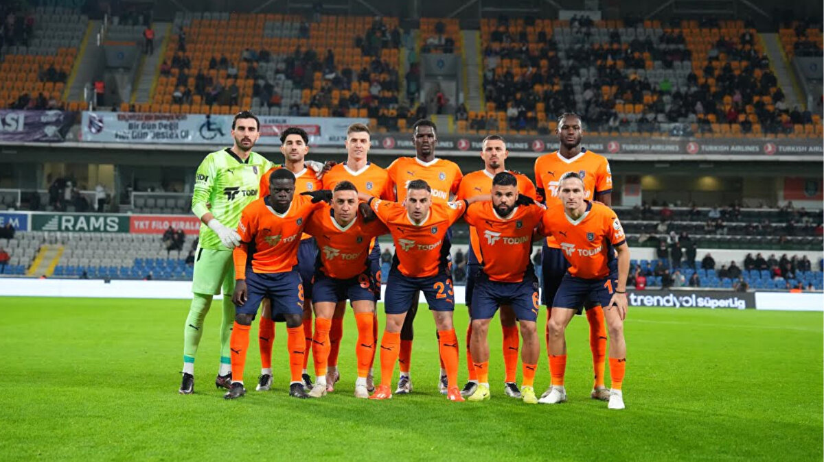 Başakşehir-Corendon Alanyaspor maçı ne zaman, nerede oynanacak?<br><br>•⁠  ⁠21 Eylül Pazar<br><br>17.00 Kocaelispor-Çaykur Rizespor (Kocaeli)<br><br>17.00 RAMS Başakşehir-Corendon Alanyaspor (Başakşehir Fatih Terim)<br><br>