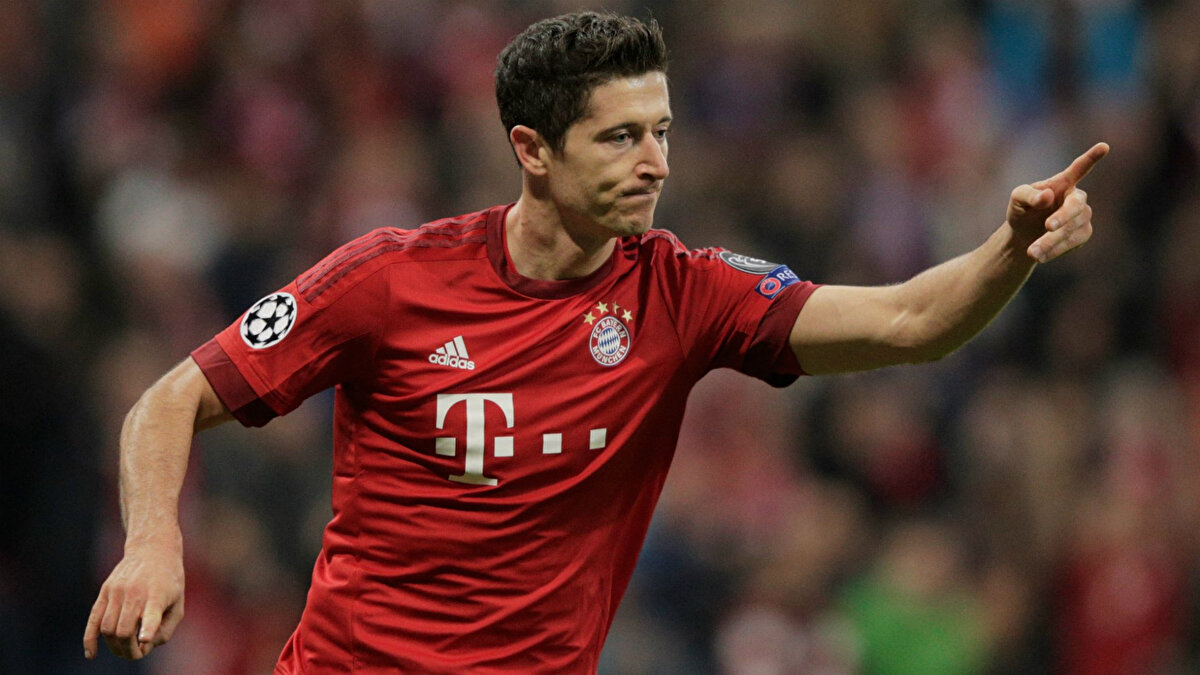 3-)Robert Lewandowski:<br>105 Gol