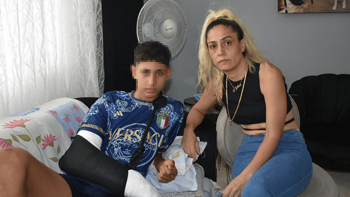 Bu sırada S.K.'nin bastığı sundurmadaki eternit çöktü. Yaklaşık 8 metre yükseklikten düşen S.K. yaralandı. Ambulansla hastaneye kaldırılan S.K.'nin kolunda parçalı kırık olduğu belirlendi. Ameliyat edilen S.K., tedavisinin ardından taburcu edildi.