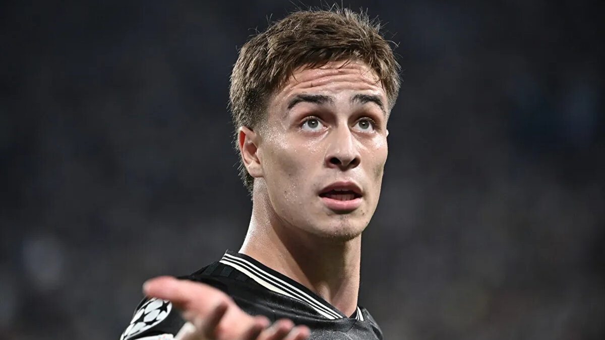 Kenan Yıldız, Dortmund maçı oyunuyla, Cengiz Ünder’den bu yana bir yabancı kulübün formasıyla çıktığı Şampiyonlar Ligi maçında hem gol atan hem asist yapan ilk Türk oyuncu oldu.