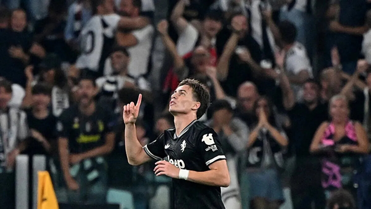 Kenan Yıldız maçta şık bir golün yanı sıra bir de asist yaptı. <br><br>